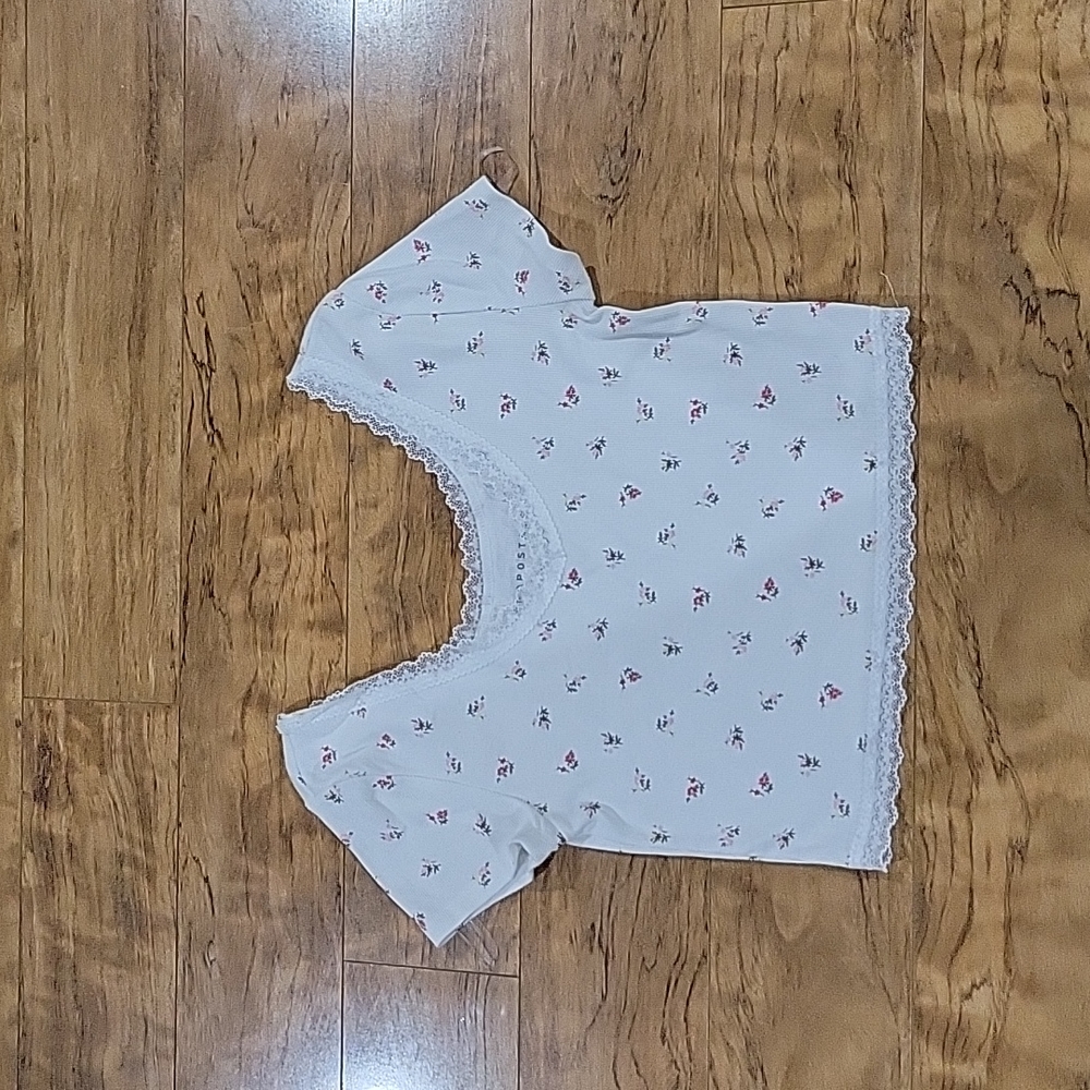 Floral crop top!